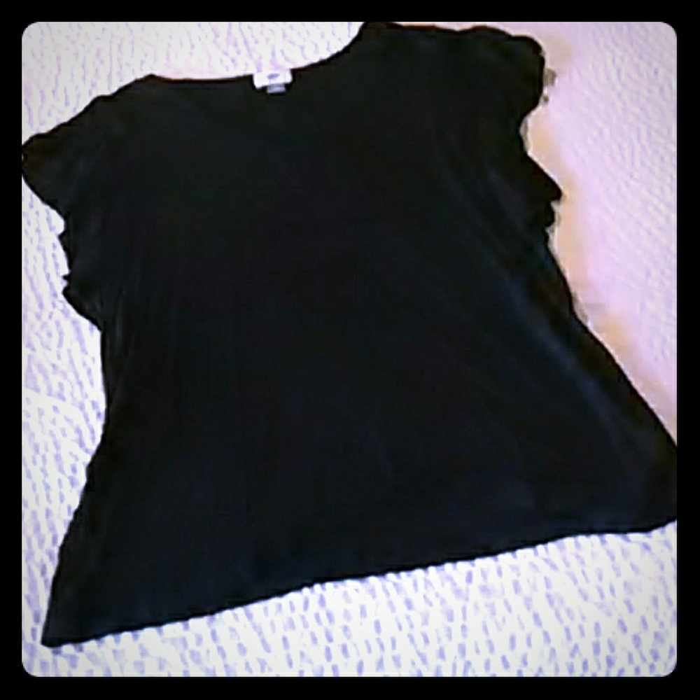 Old Navy black top